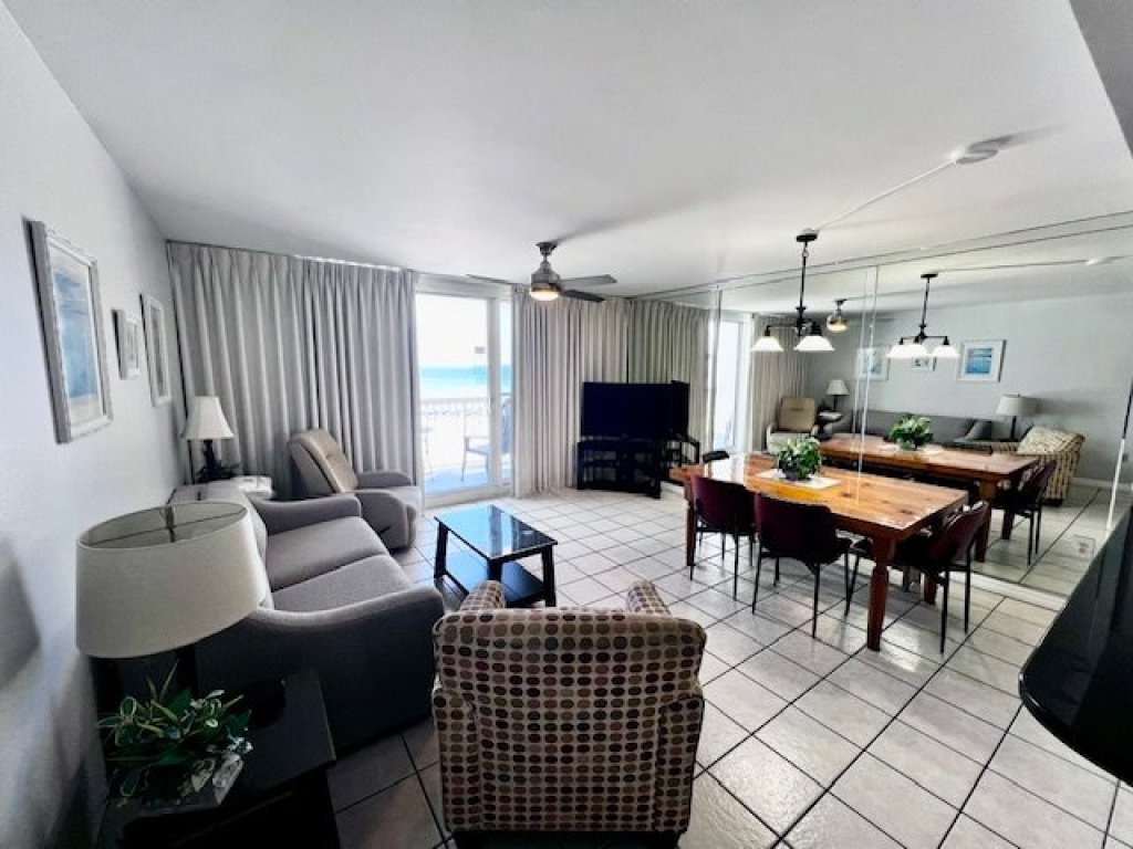 Pelican Beach 0404 Vacation Rental in Destin - RedAwning