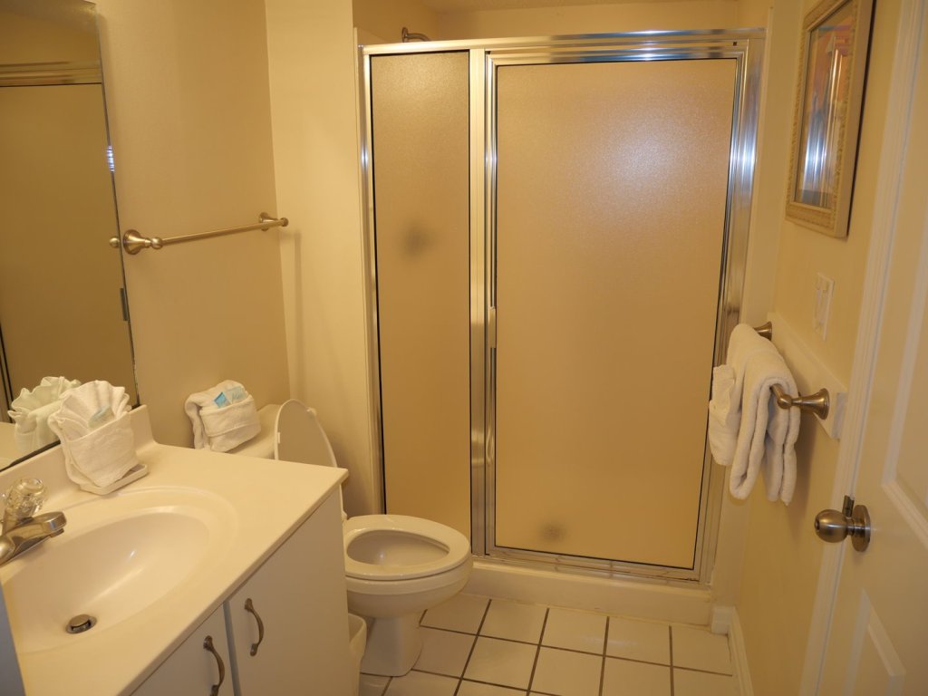 Pelican Beach 1412 Vacation Rental in Florida - RedAwning