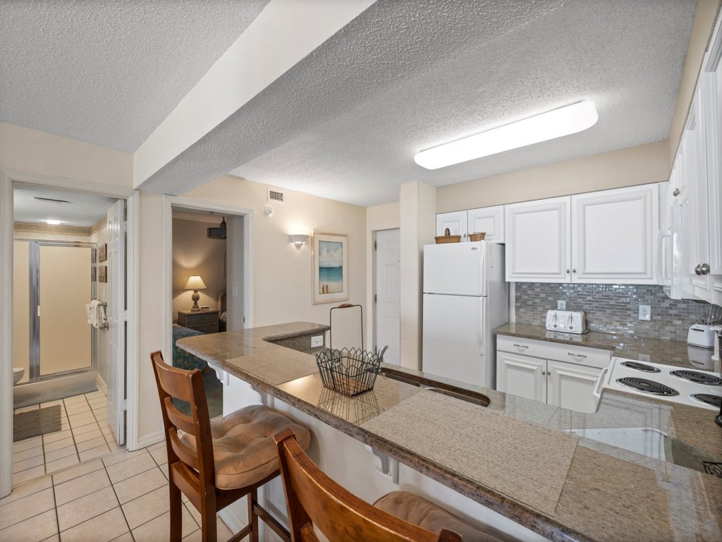 Pelican Beach 0515 Vacation Rental in Destin - RedAwning