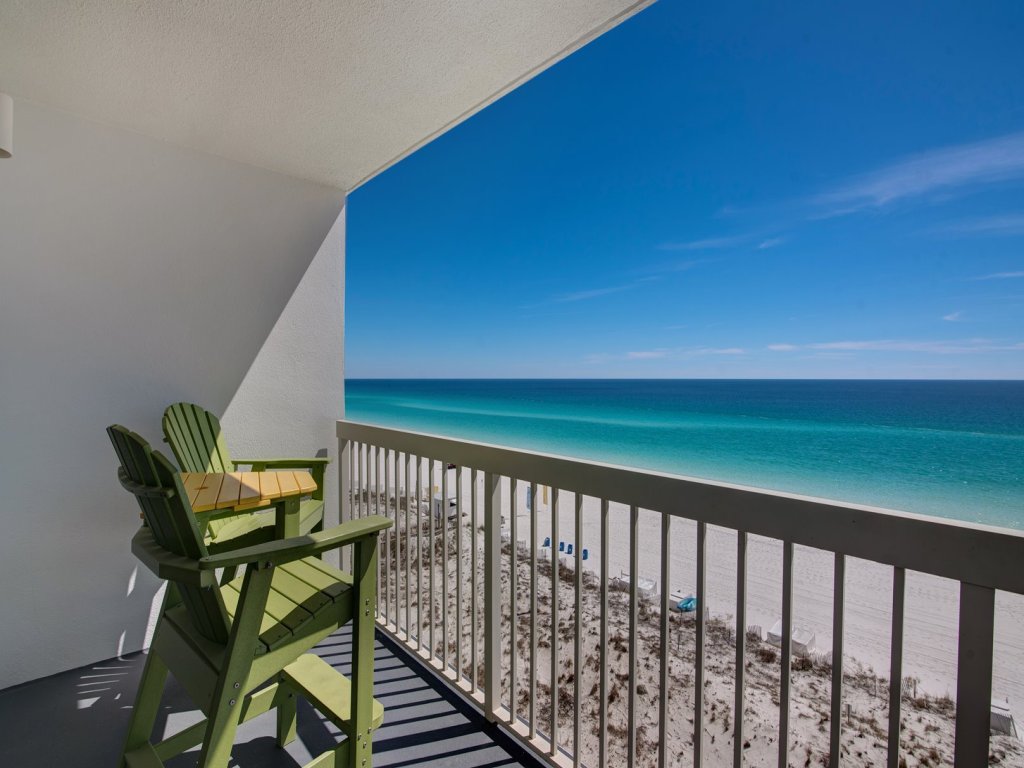 Pelican Beach 0710 Vacation Rental in Destin - RedAwning
