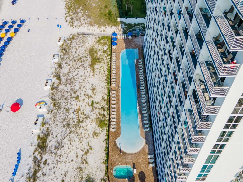 Pelican Beach 1118 Vacation Rental in Destin - RedAwning