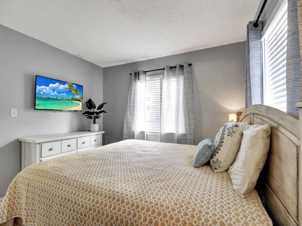 Salty Mermaid - Fiddler's Cove (Unit #6D) Vacation Rental in Hilton Head - RedAwning