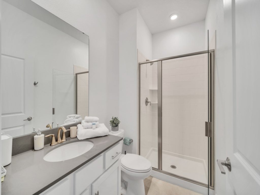 Amazing Story Lake Town Home  With Pool Vacation Rental in Kissimmee - RedAwning