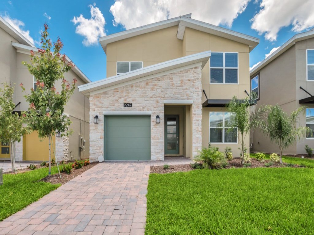 Champions Gate 5 Bed 5 Bath Vacation Rental in Davenport - RedAwning