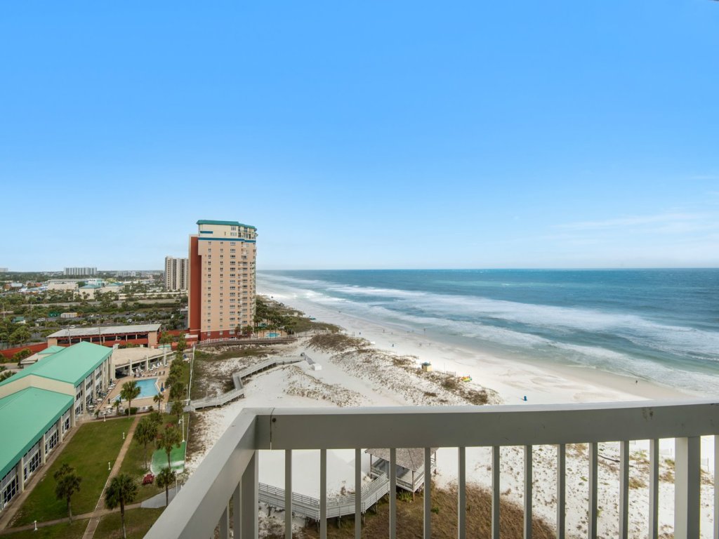 Pelican Beach 1213 Vacation Rental in Destin - RedAwning