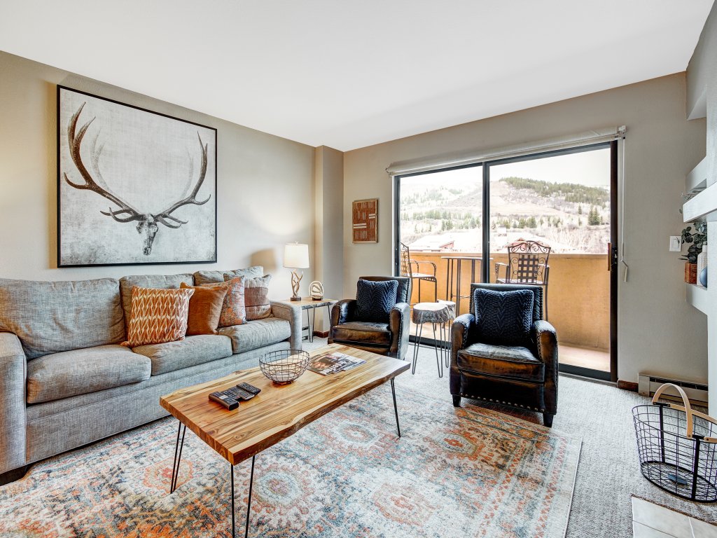 Remodeled 2Br Condo, Private balcony with Beaver Creek Mountain view Vacation Rental in Avon - RedAwning