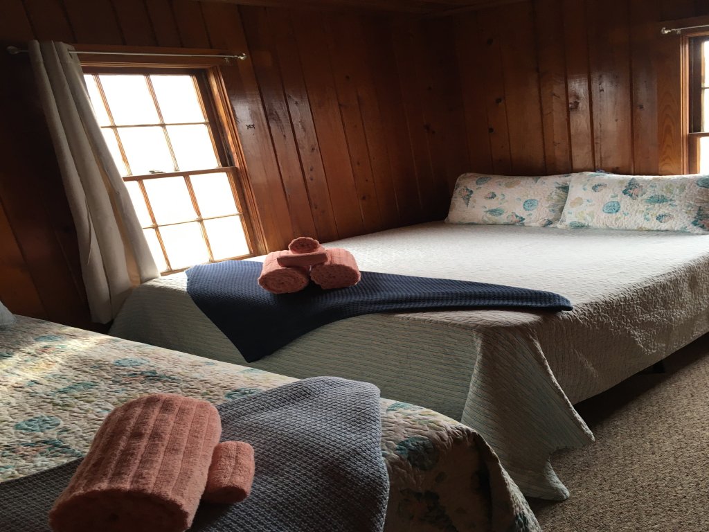 Calico Jack's Galley Vacation Rental in Kitty Hawk - RedAwning