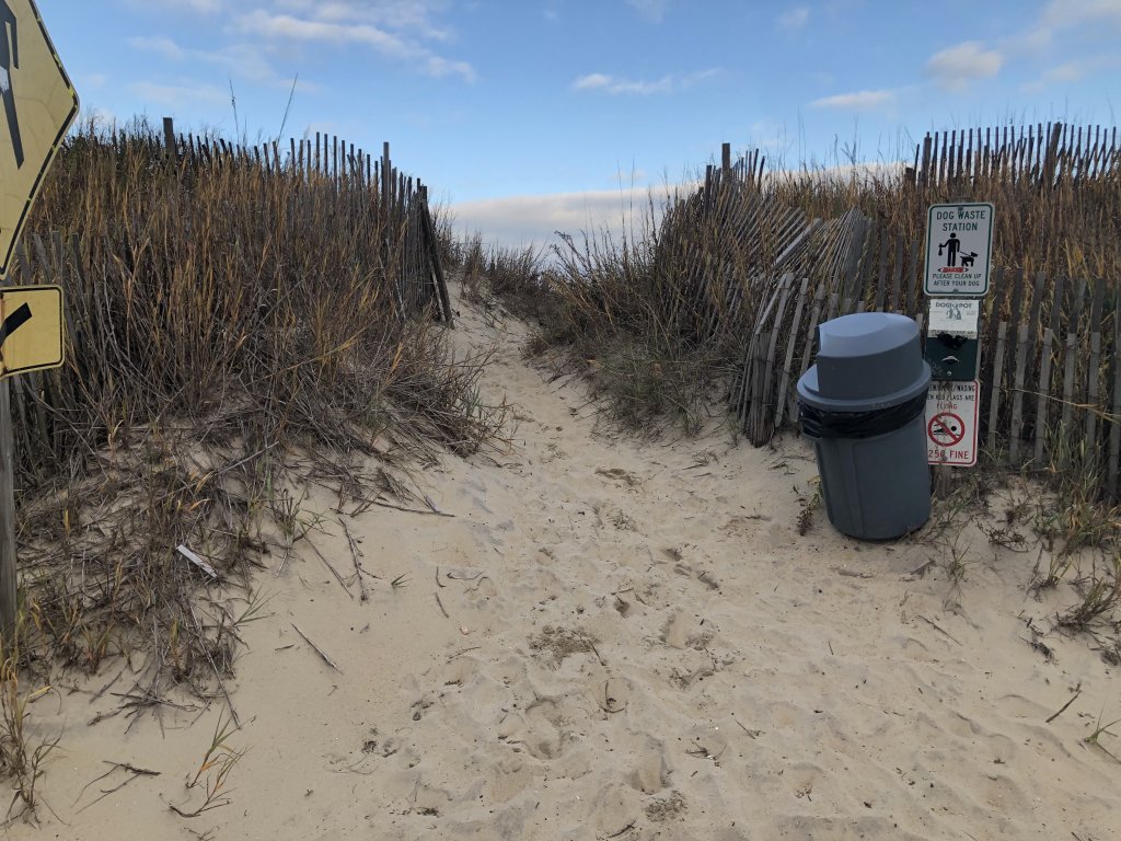 Calico Jack's Galley Vacation Rental in Kitty Hawk - RedAwning