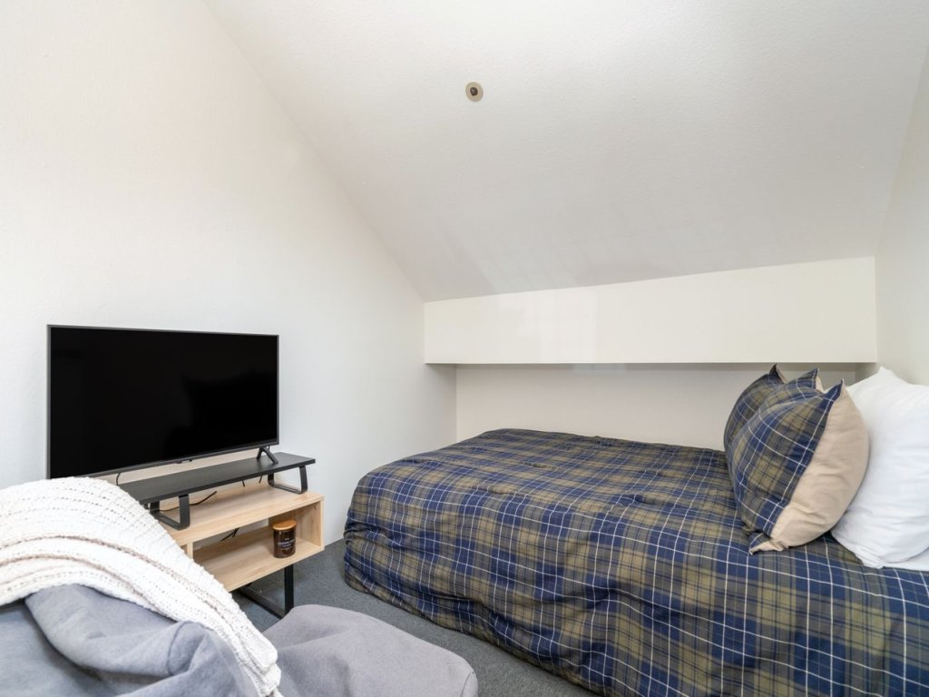 Ridgeline Retreat Vacation Rental in Mountain Village - RedAwning
