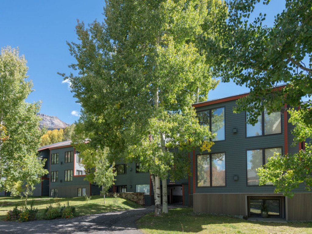 Telluride Lodge 326 Vacation Rental in Telluride - RedAwning