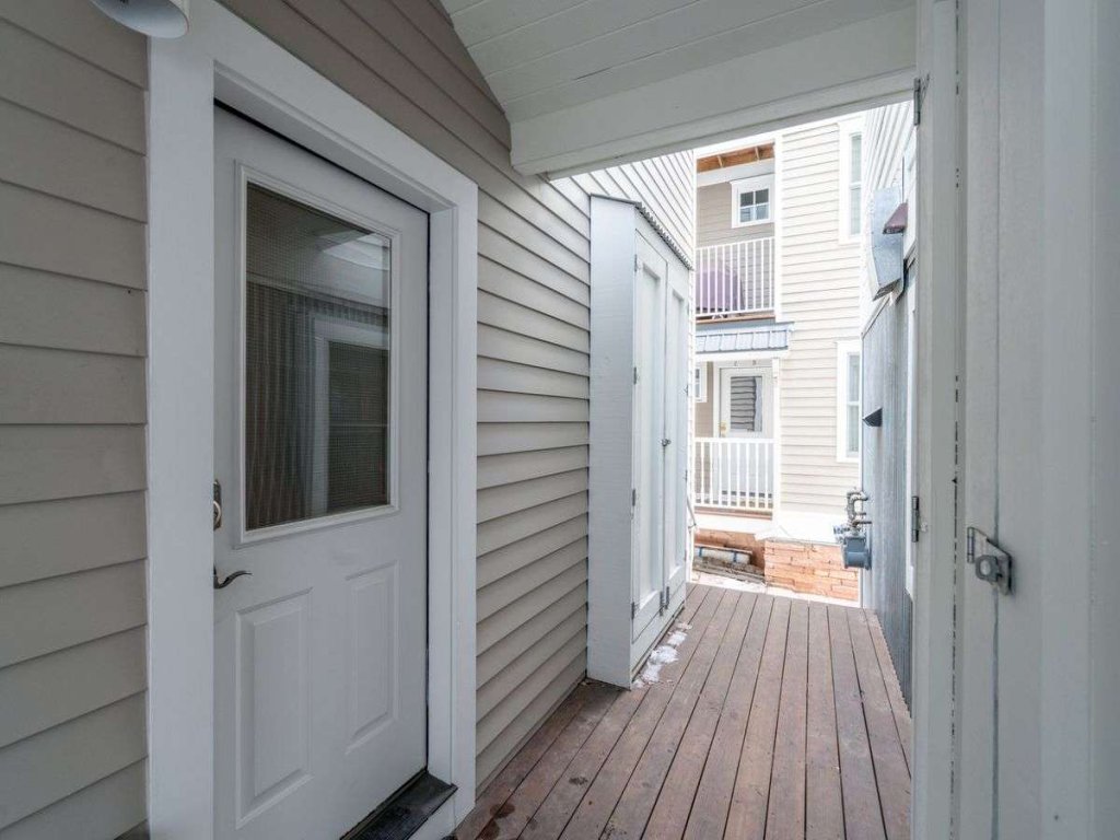 Chalet Columbia Vacation Rental in Telluride - RedAwning