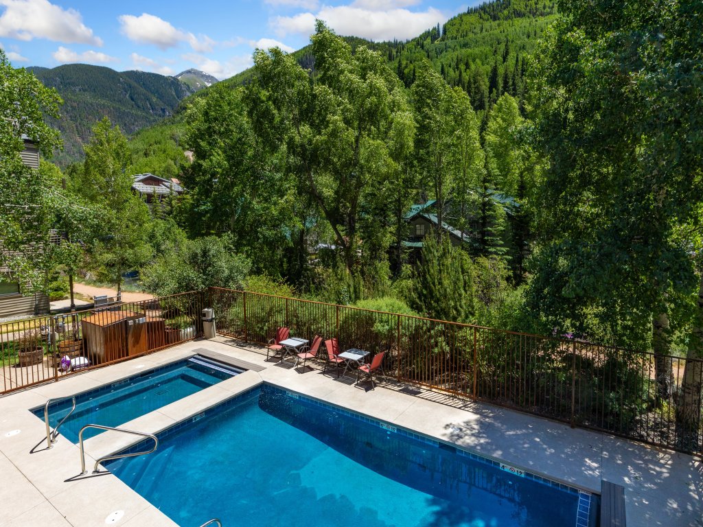 Viking Lodge 304 Vacation Rental in Telluride - RedAwning