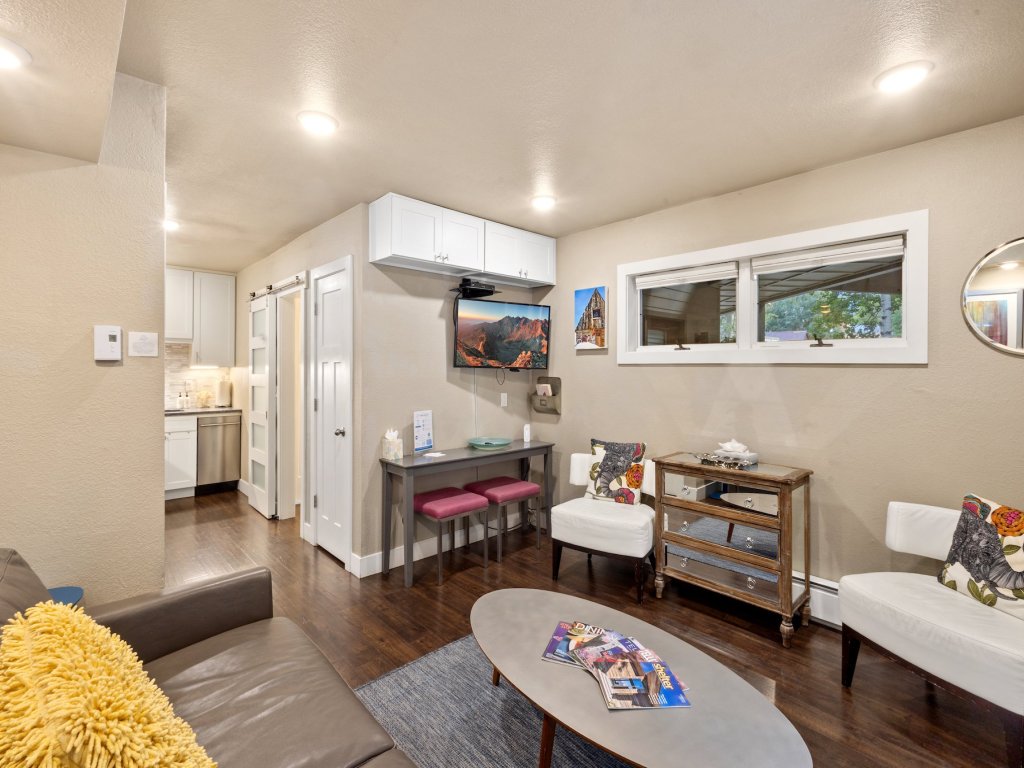 Viking Lodge 105 Vacation Rental in Telluride - RedAwning