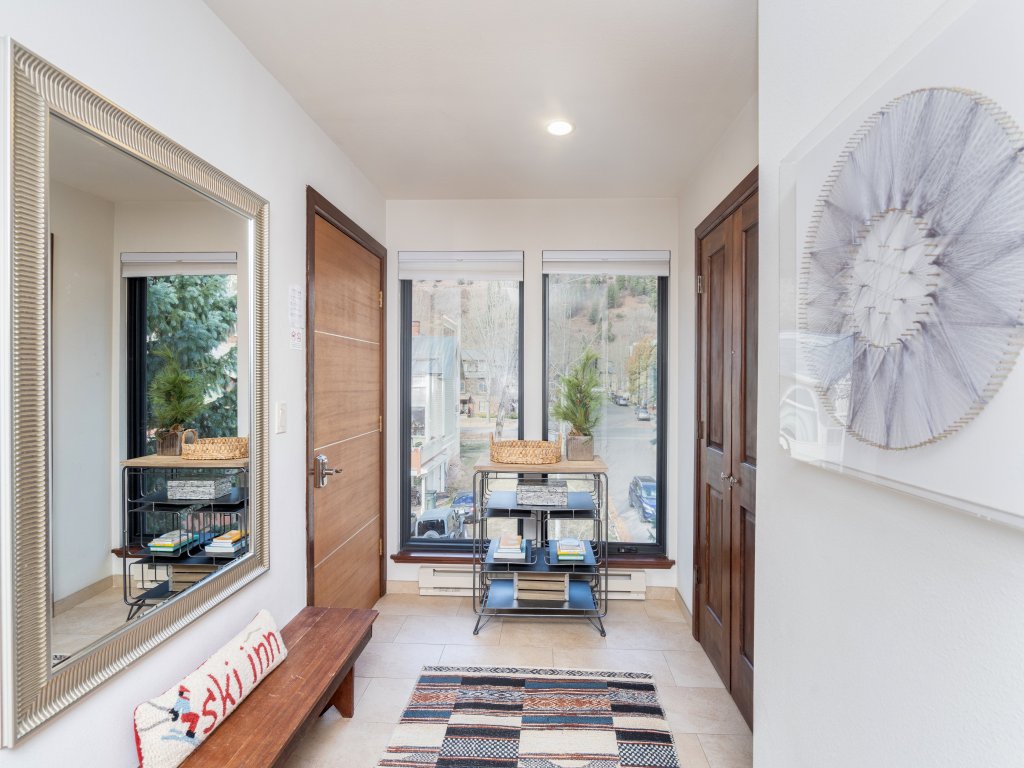 Big & Bright Hidden Gem w/ Garage, Hot Tub, Lux Kitchen Vacation Rental in Telluride - RedAwning