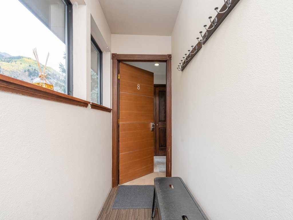 Big & Bright Hidden Gem w/ Garage, Hot Tub, Lux Kitchen Vacation Rental in Telluride - RedAwning