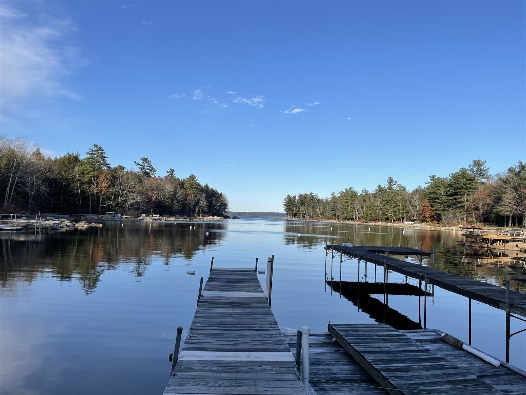 BLUEBERRY MORE LIMIT 17 Vacation Rental in Maine - RedAwning