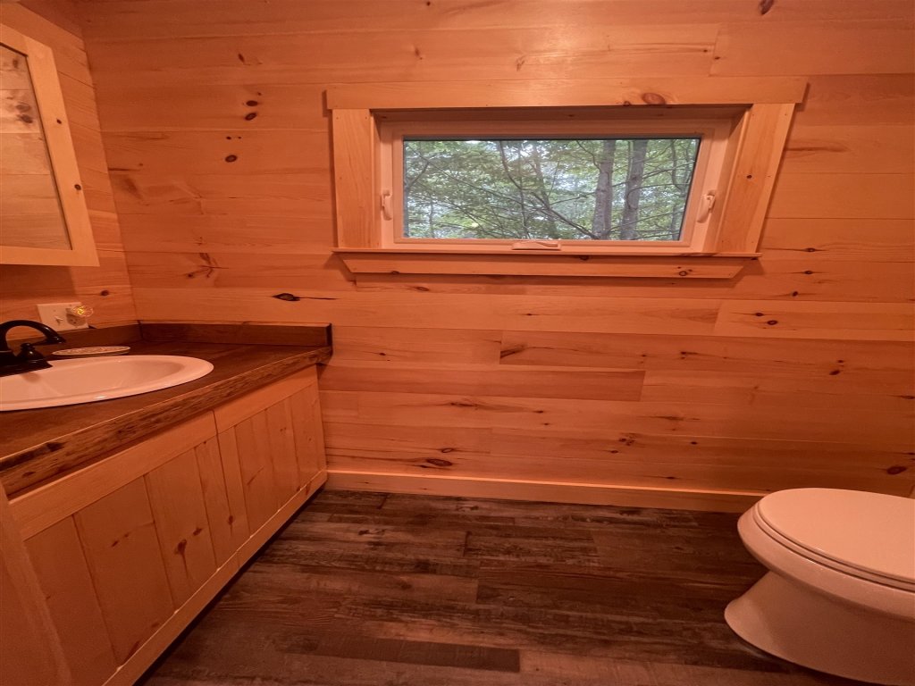 MAINE PINES LMIT 8 Vacation Rental in Maine - RedAwning