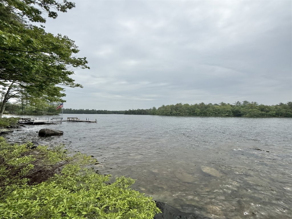 PARADISE POINT LIMIT 10 Vacation Rental in Maine - RedAwning