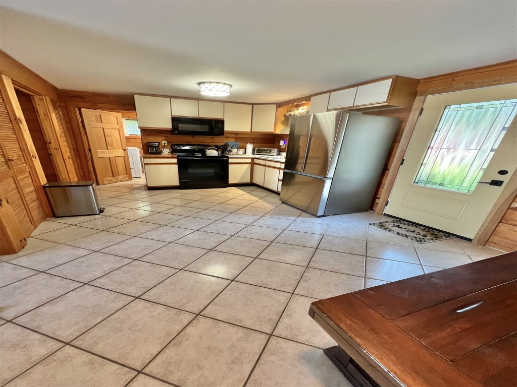 CAMP MARCY LIMIT 8 Vacation Rental in Maine - RedAwning