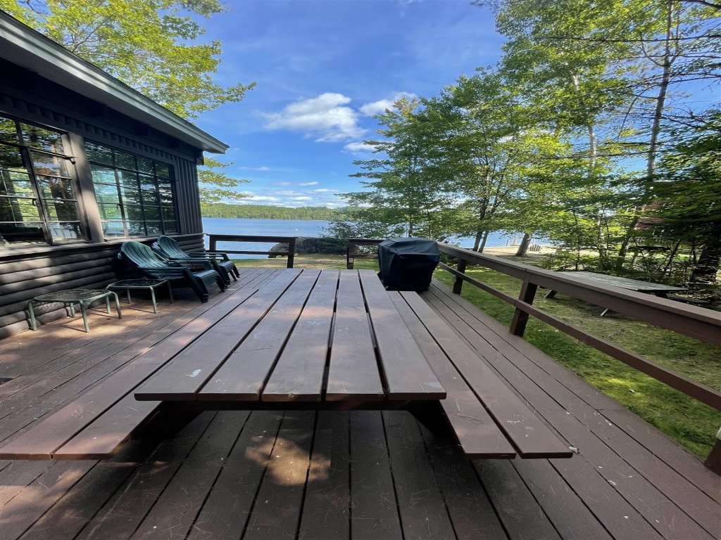 HIGHLAND HOLIDAY  LIMIT 7-10 Vacation Rental in Maine - RedAwning