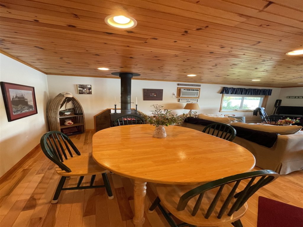 TREMONT  LIMIT 10 Vacation Rental in Maine - RedAwning