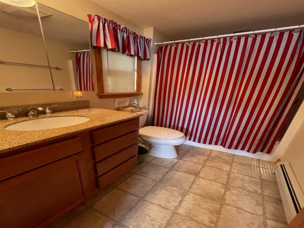 TREMONT  LIMIT 10 Vacation Rental in Maine - RedAwning