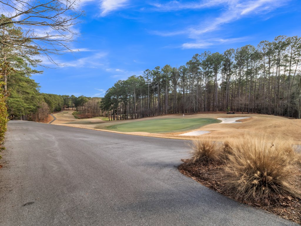 Lake side Keowee Condo w/ Amenities, 12 m Clemson Vacation Rental in South Carolina - RedAwning
