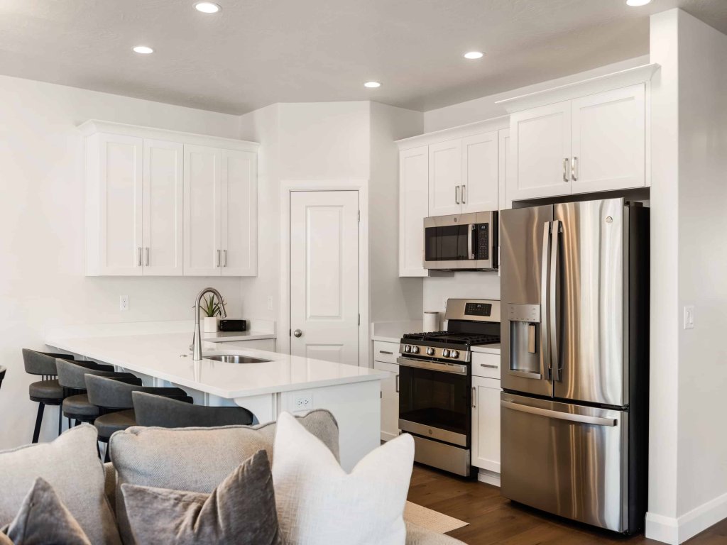 Life is Suite Vacation Rental in Utah - RedAwning