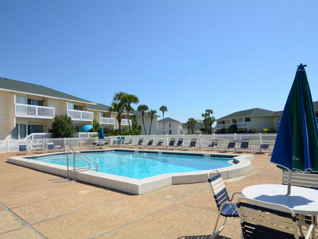 Happy Beach Villa 35 Vacation Rental in Destin - RedAwning