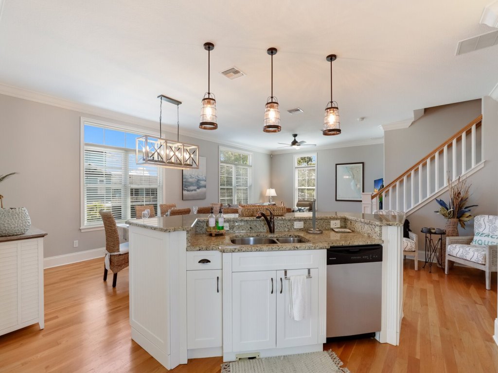 Sand N Sea Vacation Rental in Holmes Beach - RedAwning