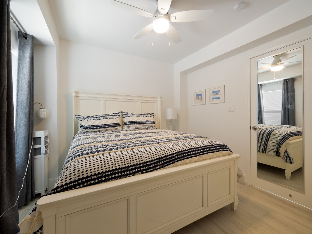 203 W. Sheepshead (Bayview Cottage) Vacation Rental in South Padre Island - RedAwning