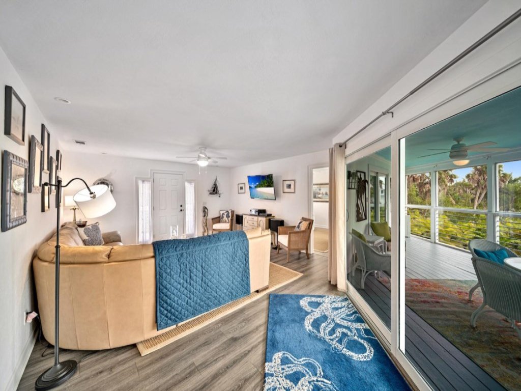 Henderson Vacation Rental in Sanibel - RedAwning