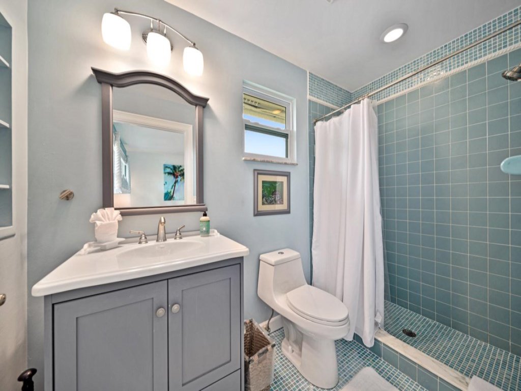 Henderson Vacation Rental in Sanibel - RedAwning