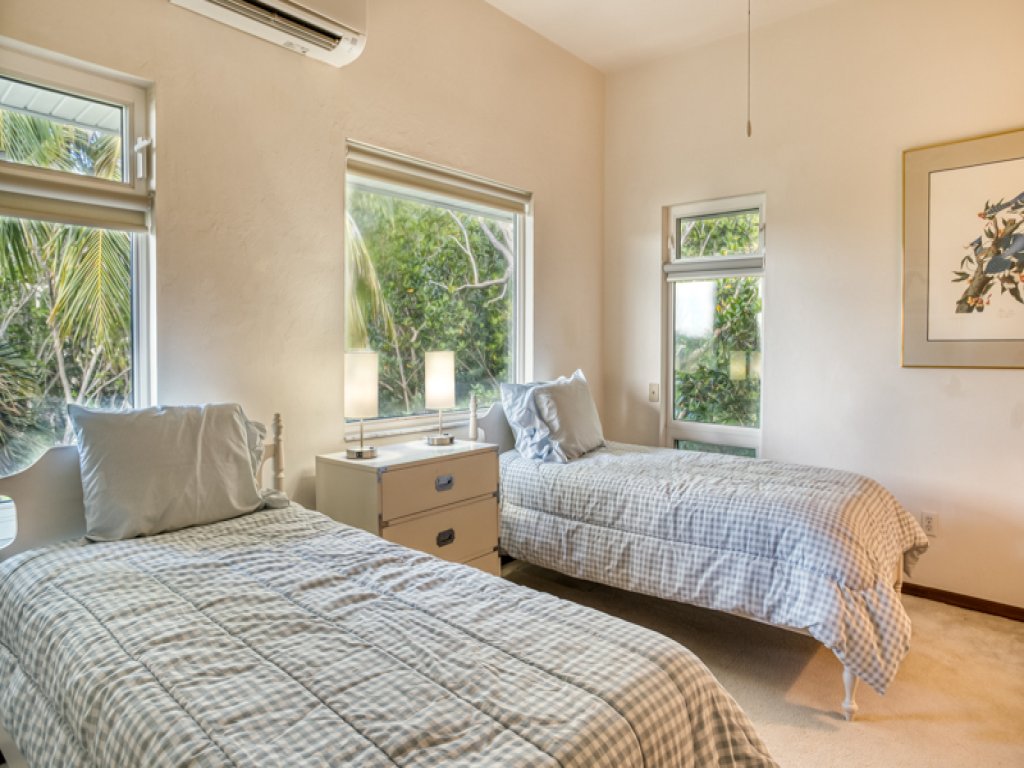 Little Current Vacation Rental in Captiva - RedAwning