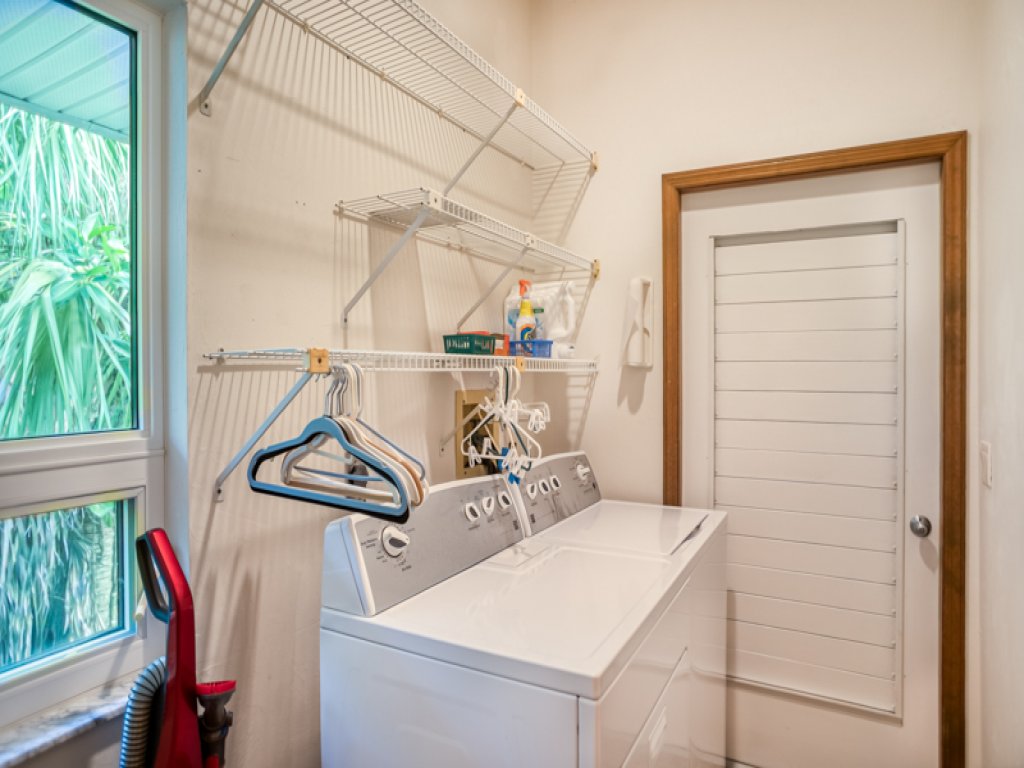Little Current Vacation Rental in Captiva - RedAwning