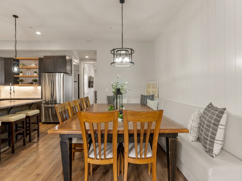 Eagle View #F8 Vacation Rental in Hurricane - RedAwning