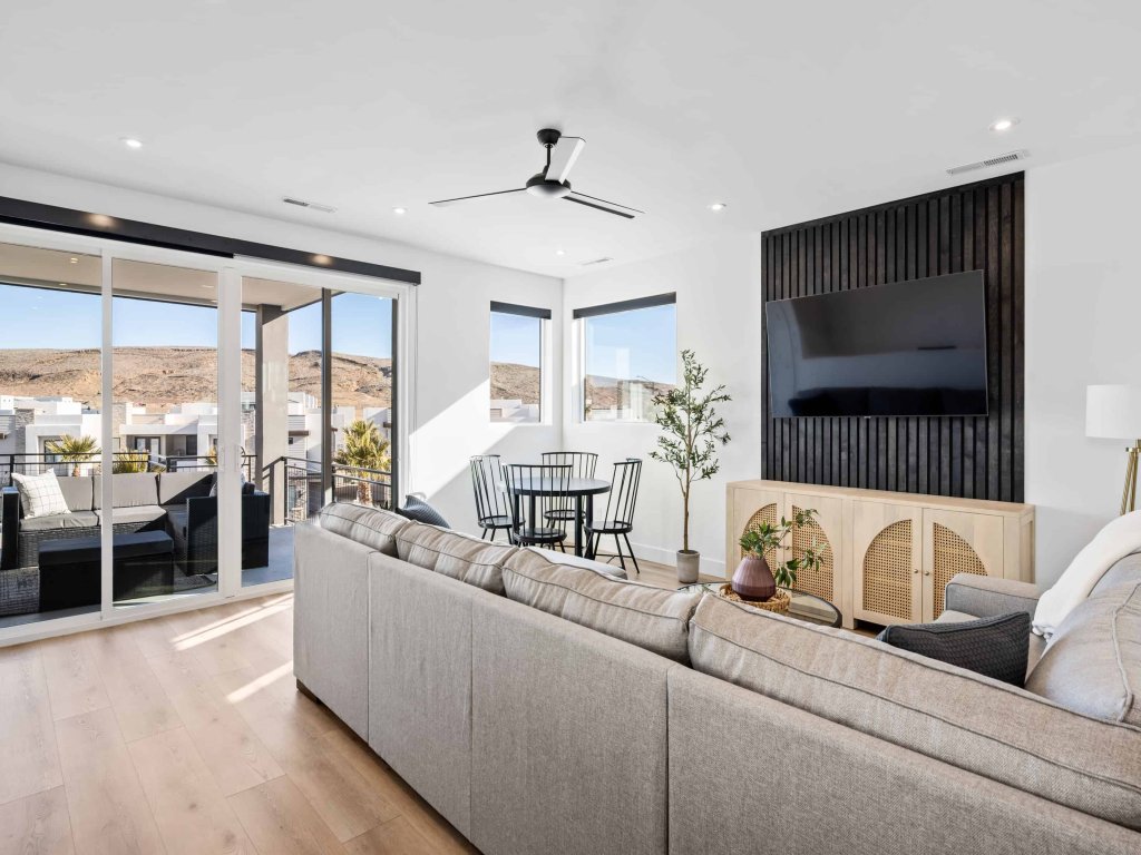 Palm Desert Oasis Vacation Rental in St. George - RedAwning