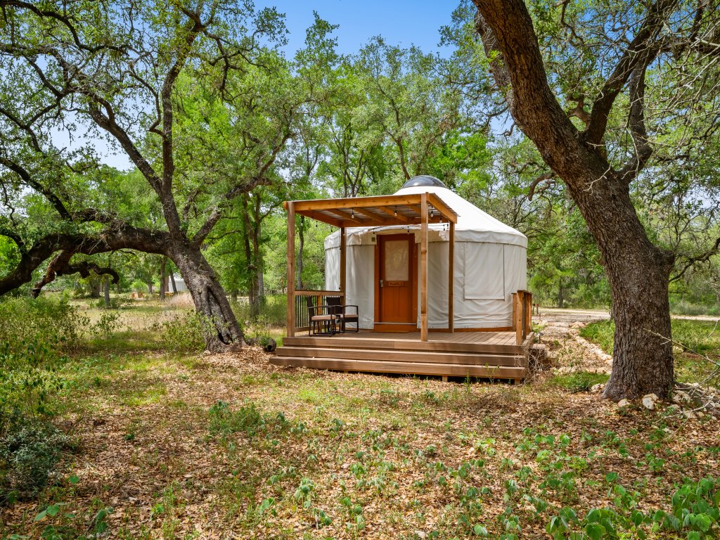 OT 3515H Texas Yurt Haus Horned Frog Vacation Rental in New Braunfels - RedAwning