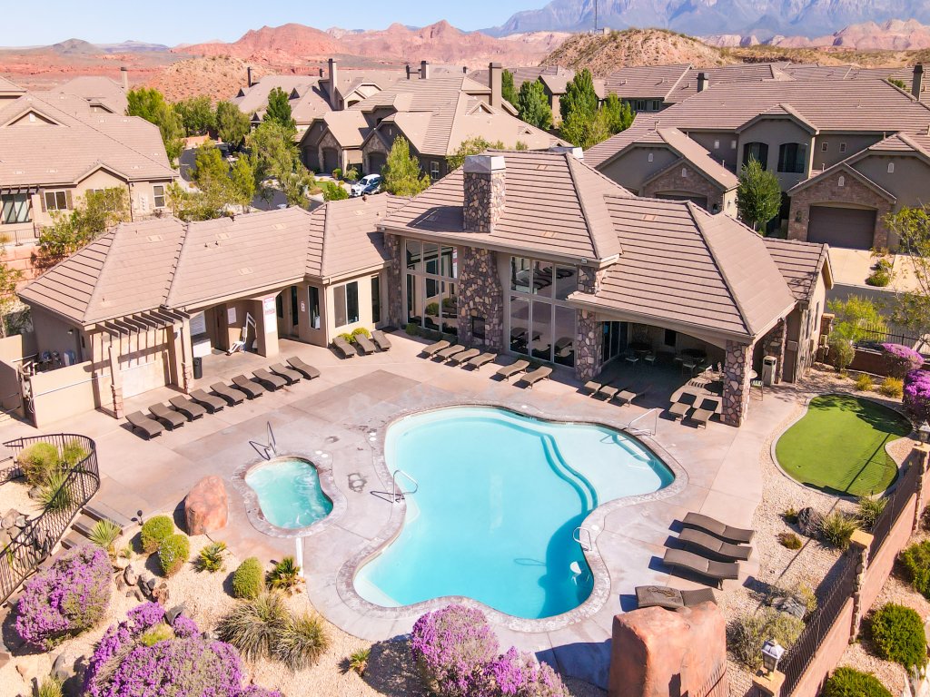 Heaven on Earth Vacation Rental in Utah - RedAwning