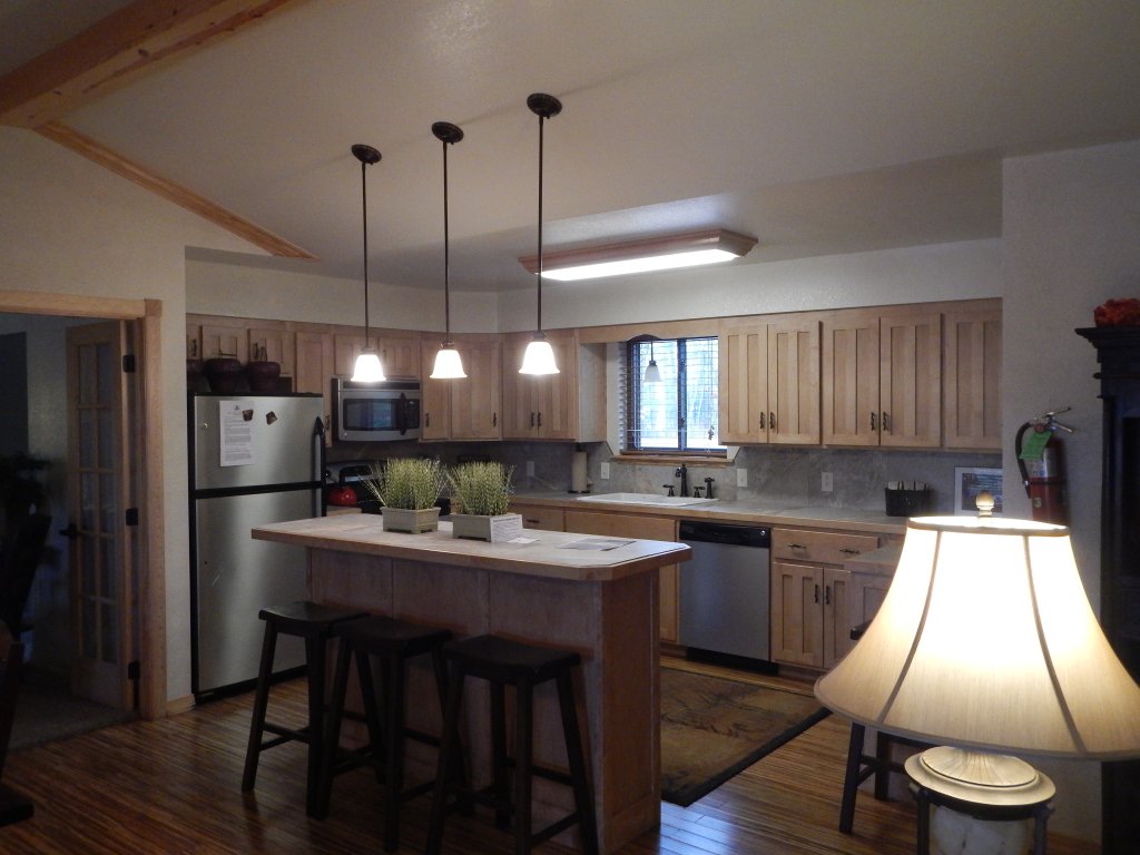 Mountain Harbor three bedroom cabin on the lake Vacation Rental in Arkansas - RedAwning