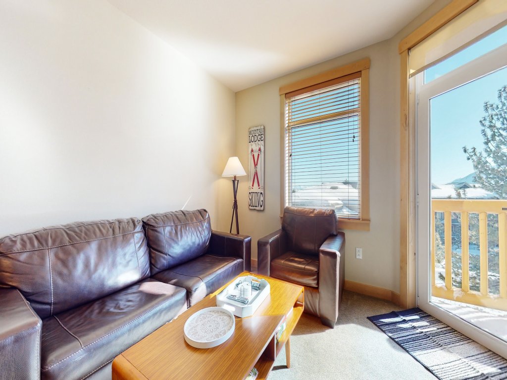 Sunstone #231 Vacation Rental in Mammoth Lakes - RedAwning