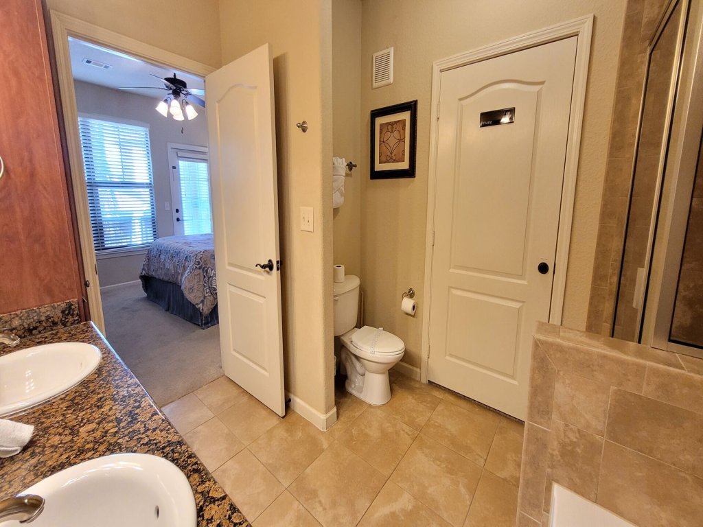 BP421CP 3 Bed condo at Bella Vacation Rental in Davenport - RedAwning