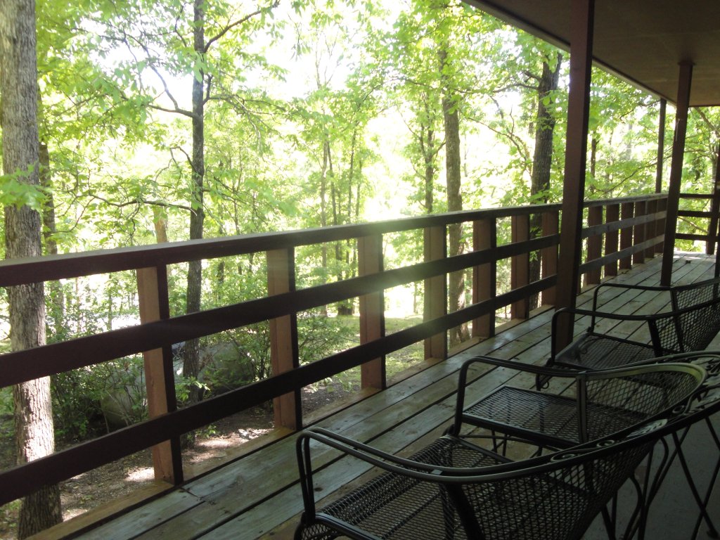 VGL - Mountain Harbor's four bedroom house Vacation Rental in Arkansas - RedAwning