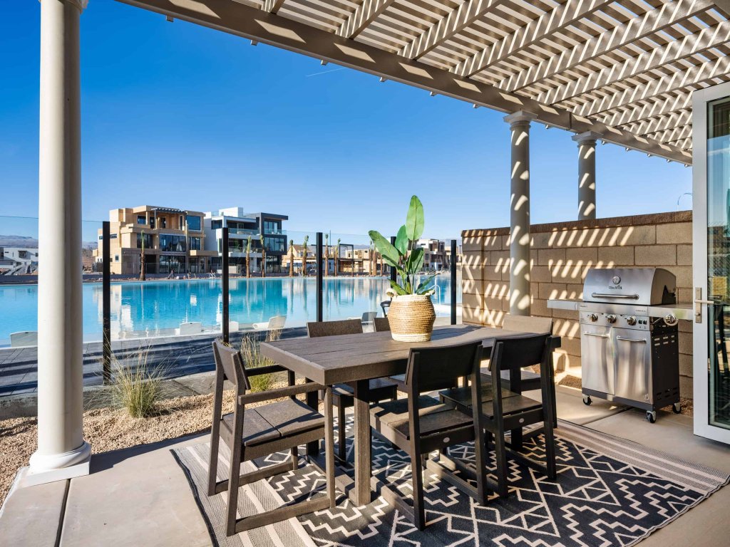 Blue Island Paradise Vacation Rental in St. George - RedAwning