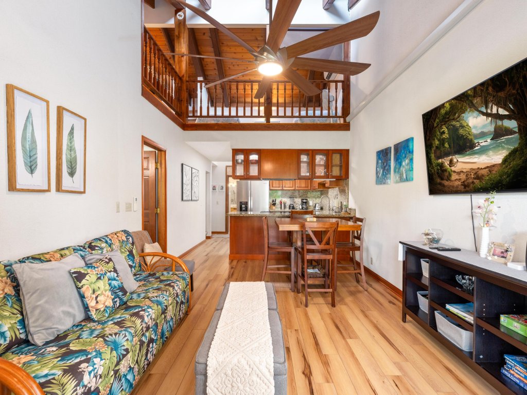 Big Island Lunapule Condos 106B Vacation Rental in Kailua Kona - RedAwning