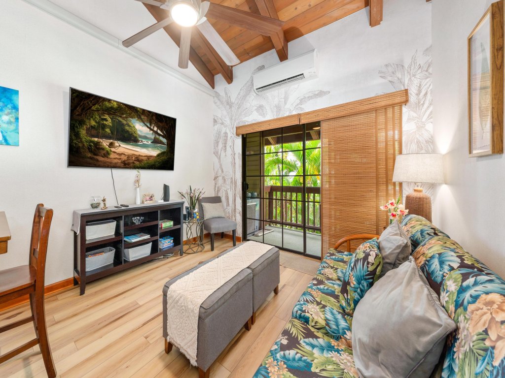 Big Island Lunapule Condos 106B Vacation Rental in Kailua Kona - RedAwning