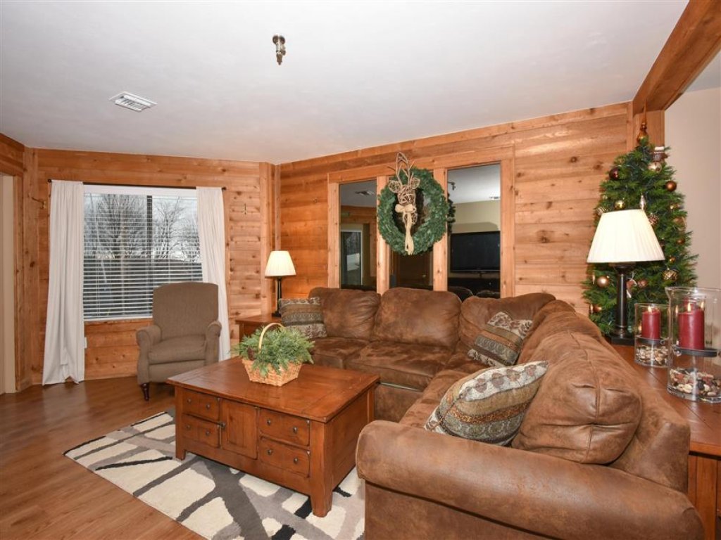 Seven Springs Stoneridge 3 Bedroom Standard Condo with Ski-In/Out, Mountain Views! Vacation Rental in Pennsylvania - RedAwning