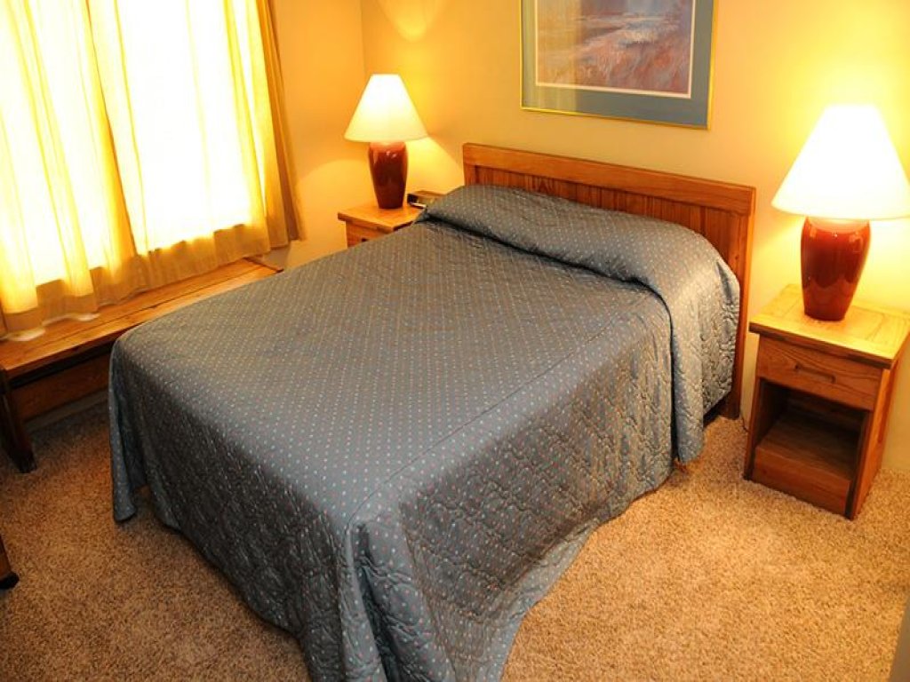 Seven Springs Stoneridge 3 Bedroom Standard Condo - Pet Friendly! Vacation Rental in Pennsylvania - RedAwning