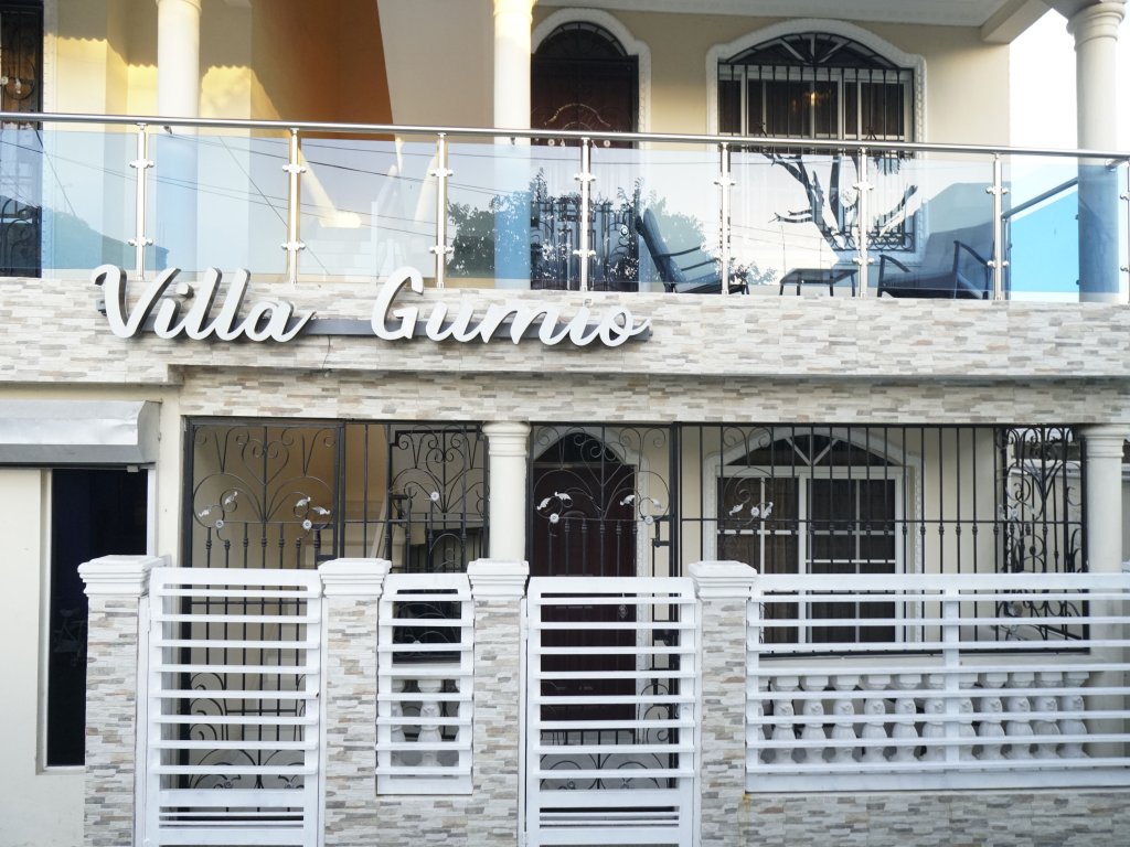 Villa Gumio 2BR Apt -7min walk Boca Chica Beach Vacation Rental - RedAwning
