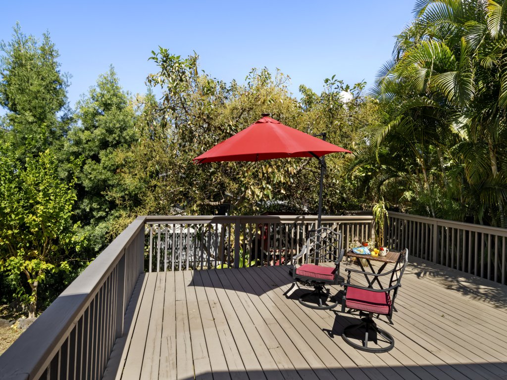 Halekii Sunset Vacation Rental in Kealakekua - RedAwning